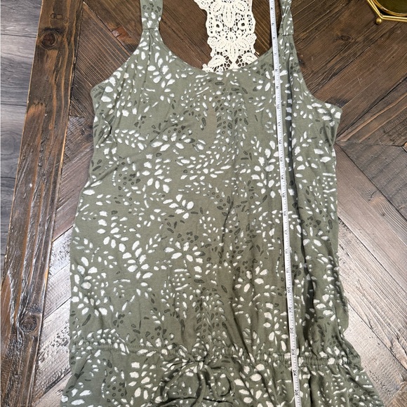 Lace back tank - Picture 5 of 5